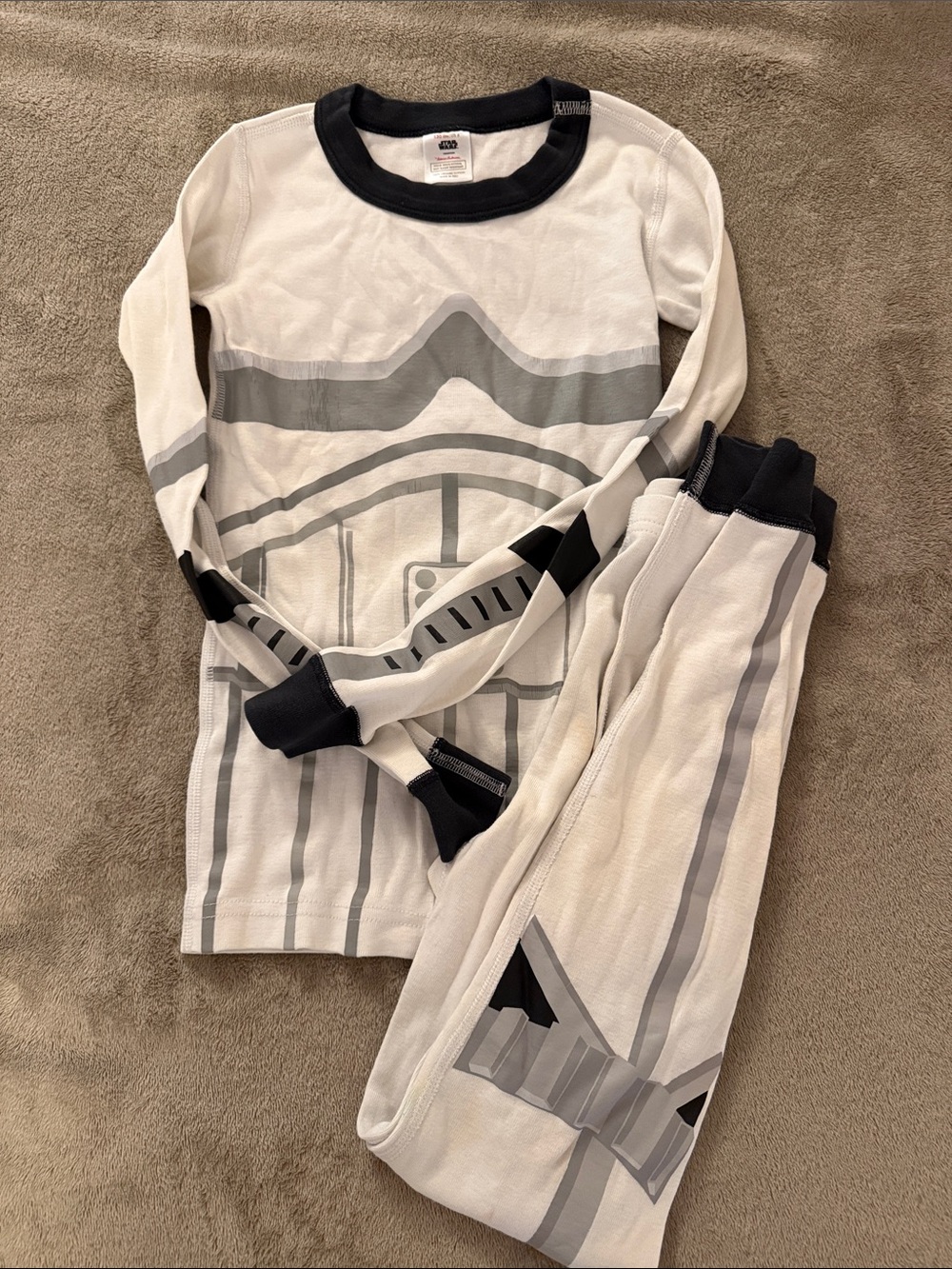 Hanna Andersson White, Gray & Black Stormtrooper Pajama Set